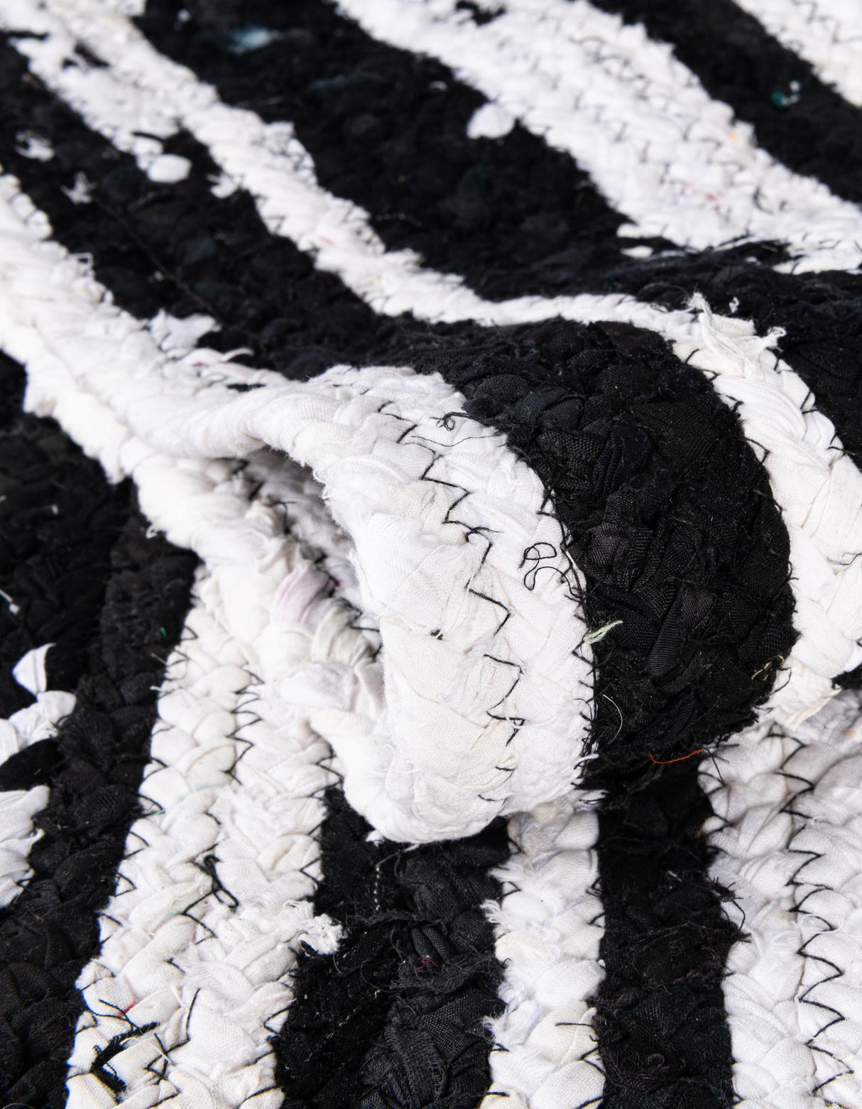 Hand Braided Chindi Black & White Table Runner Rug