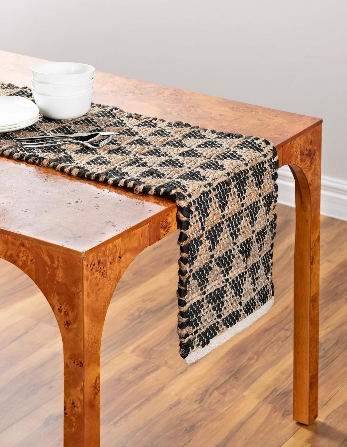 Natural fiber hearth rug,Hand Woven Chindi Jute Table Runner Rug