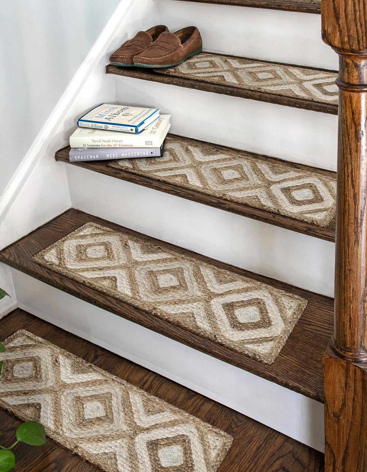 0' 9 x 2' 6 Hand Braided Jute Stair Rug, Natural fiber Stair Tread Rug