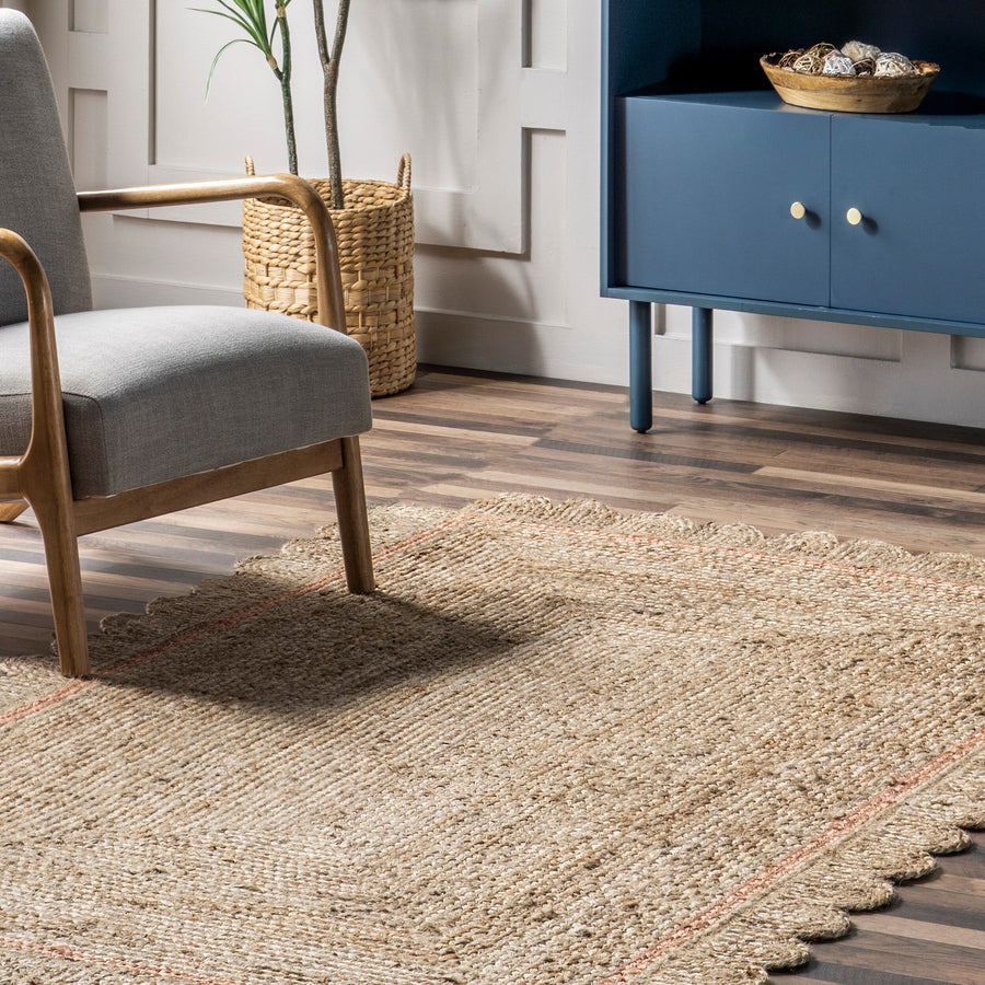 Hand Braided Scalloped Jute Area Rug