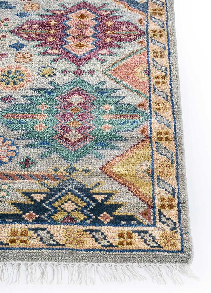 Savana Soft Beige/French Peach High-Quality Hand Knotted Rugs