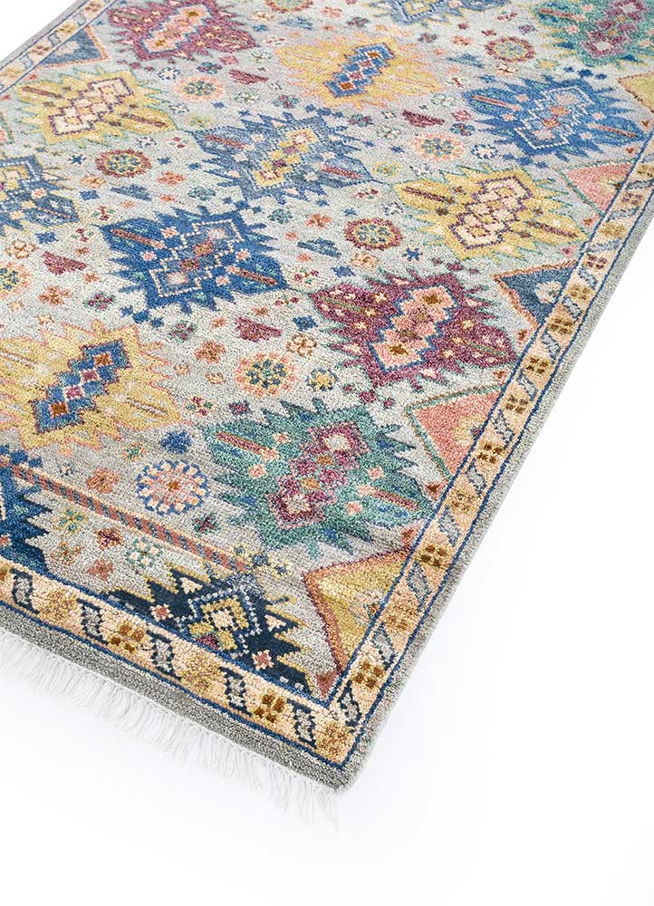 Savana Soft Beige/French Peach High-Quality Hand Knotted Rugs