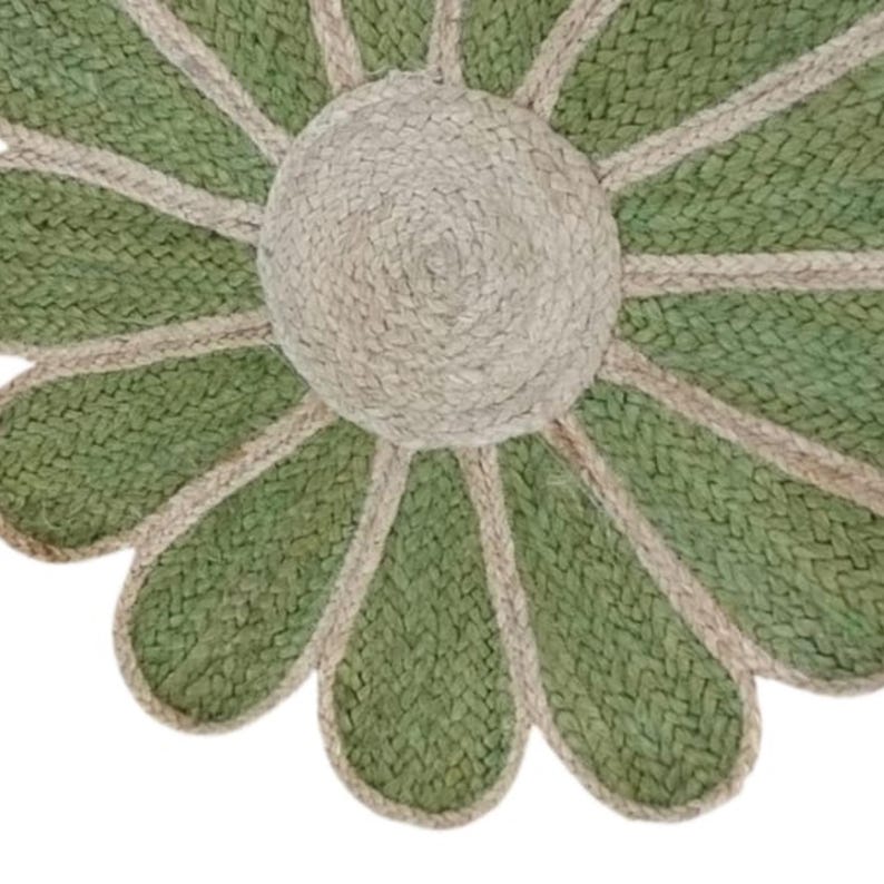 Flower Shape Jute Rug